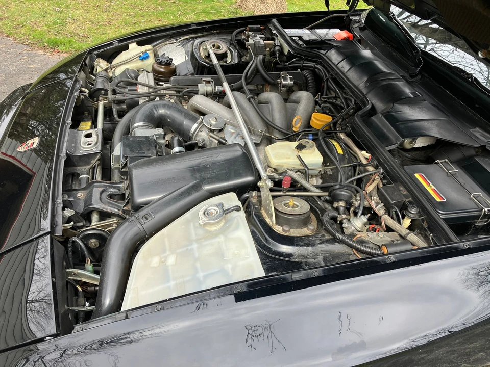 1987 Porsche 944 - Image 3 of 5