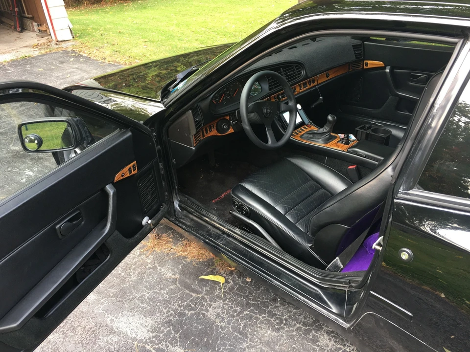 1987 Porsche 944 - Image 5 of 5