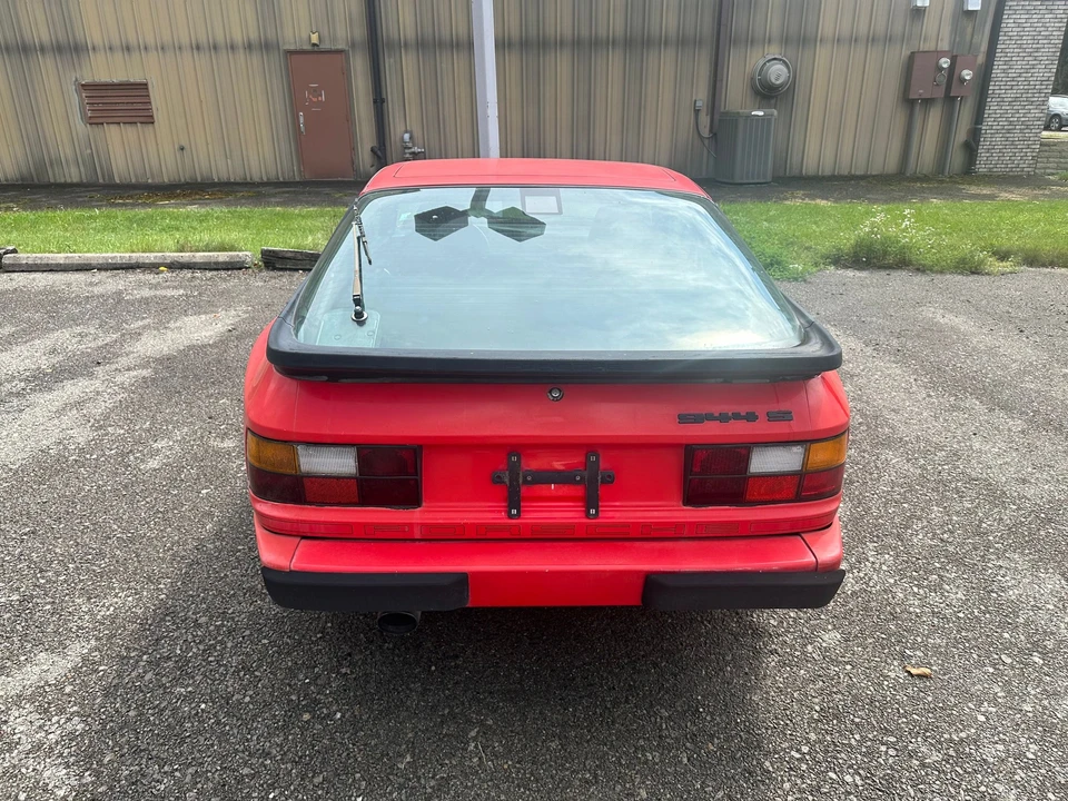 1987 Porsche 944 S - Image 4 of 15