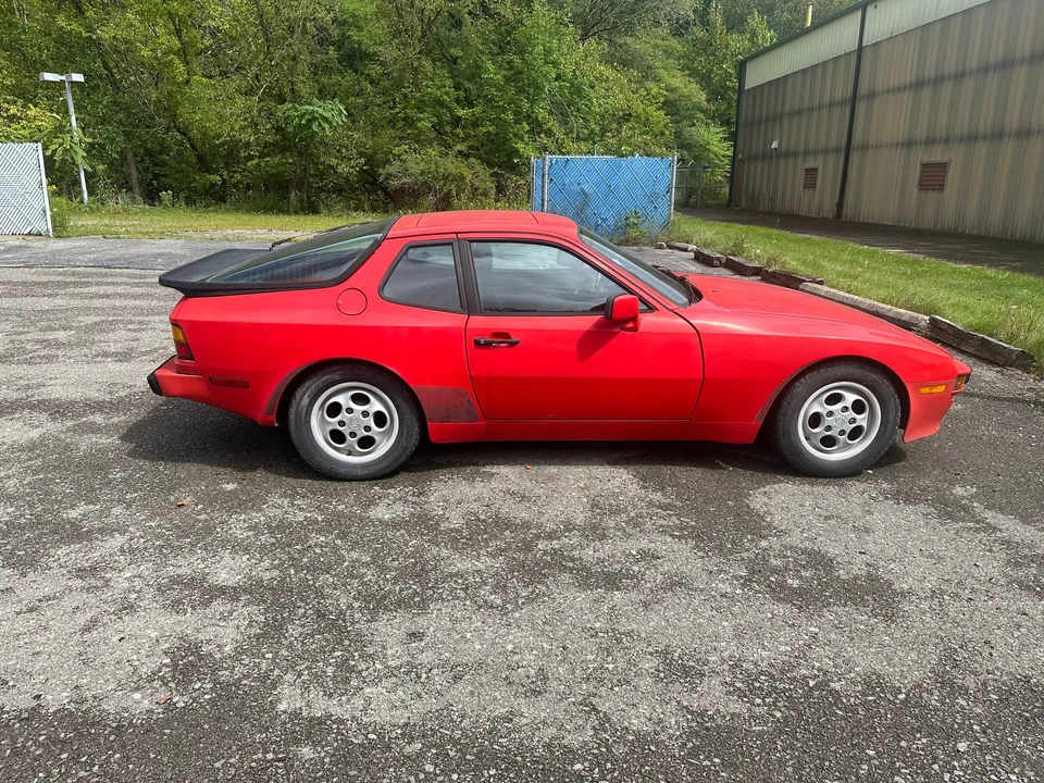 1987 Porsche 944 S - Image 6 of 15