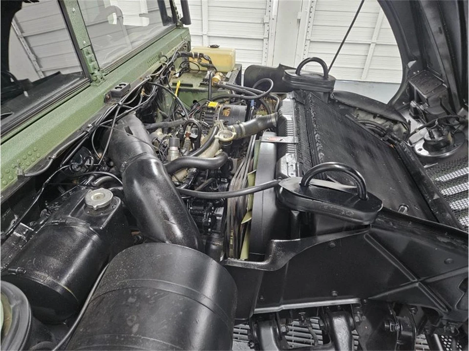1987 AM General Hummer - Image 28 of 31