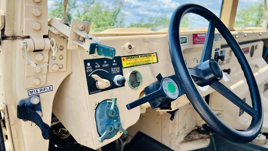 1987 AM General Hummer - Image 20 of 29