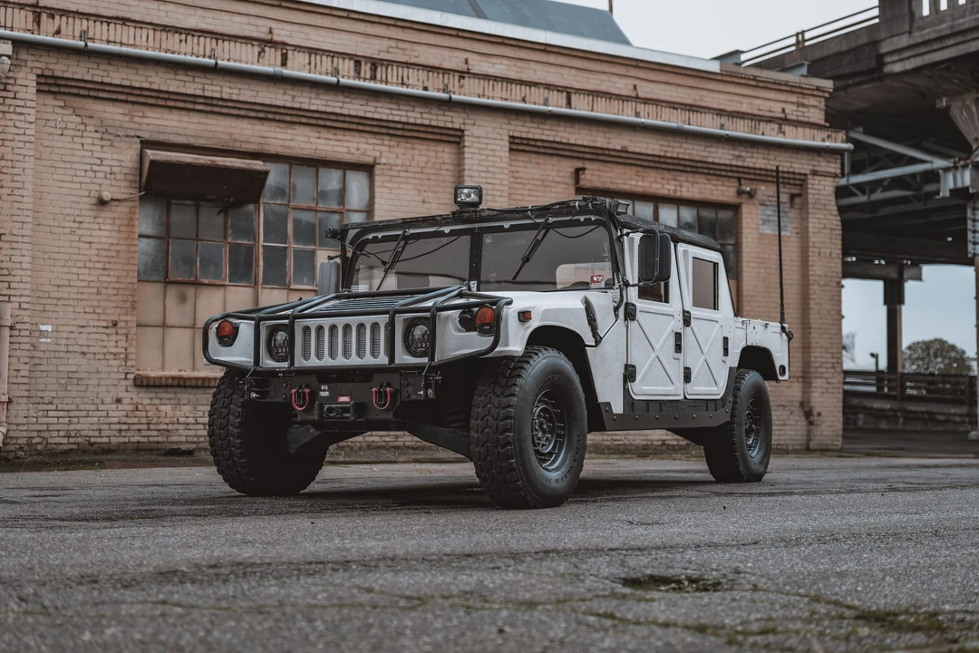 1987 Hummer HMMWV - Image 2 of 31