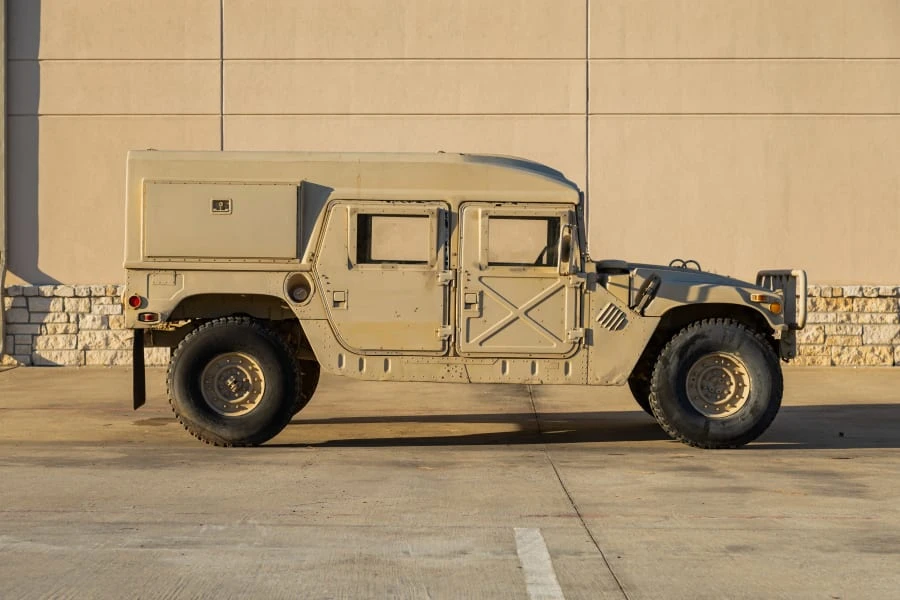 1987 AM General Hummer - Image 13 of 31