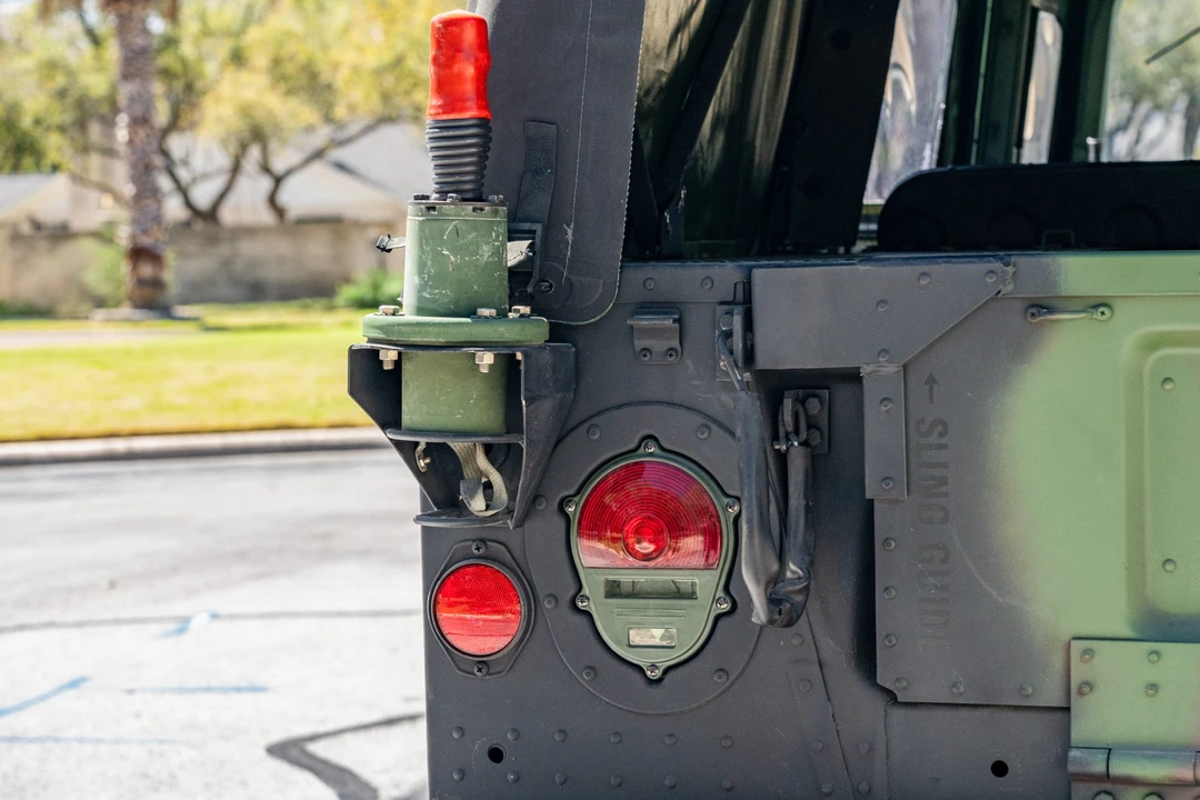 1987 Hummer HMMWV - Image 18 of 31