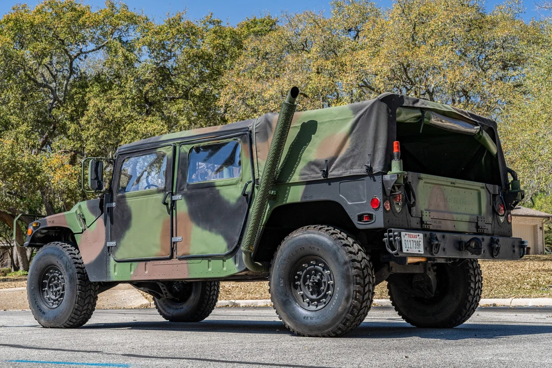 1987 Hummer HMMWV - Image 5 of 31