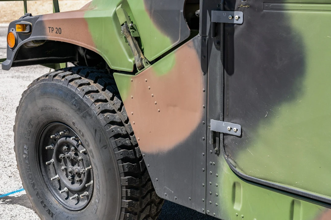 1987 Hummer HMMWV - Image 8 of 31