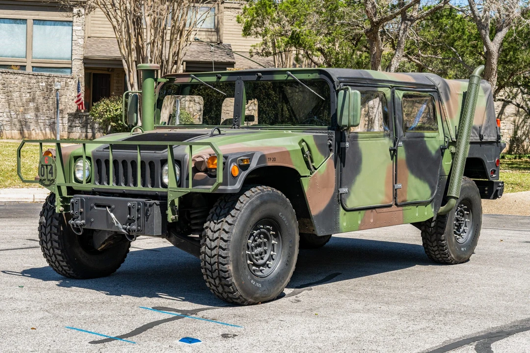 1987 Hummer HMMWV - Image 7 of 31