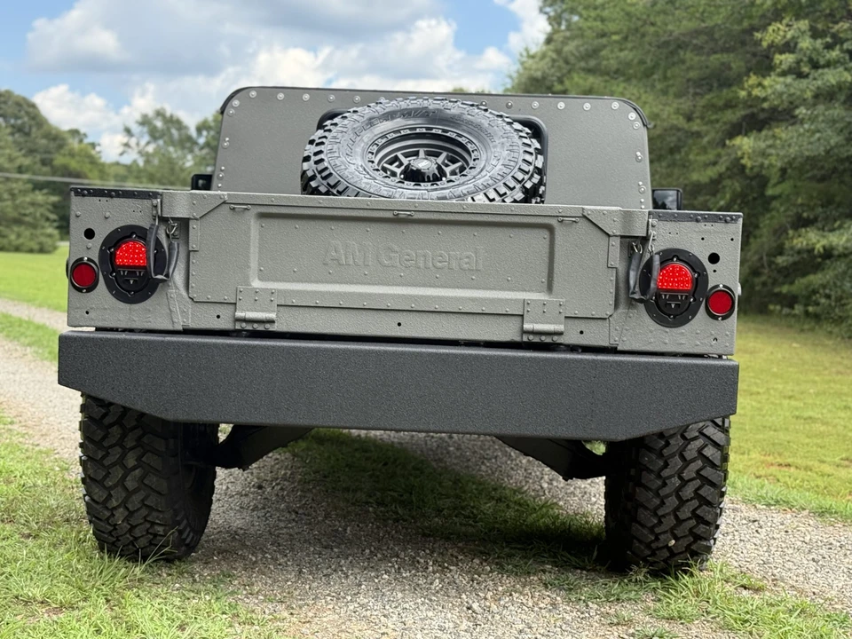 1987 Hummer HMMWV - Image 8 of 31