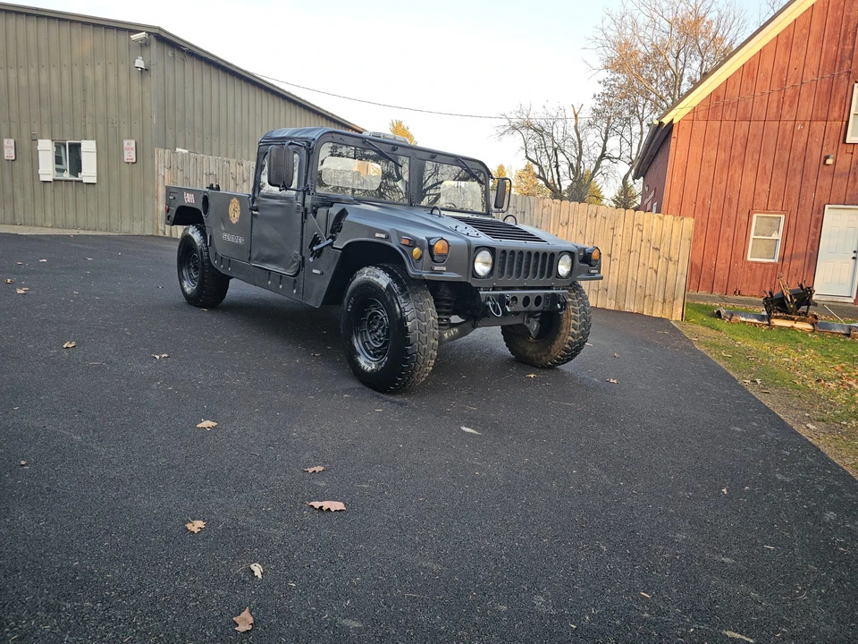 1987 Hummer HMMWV - Image 3 of 31