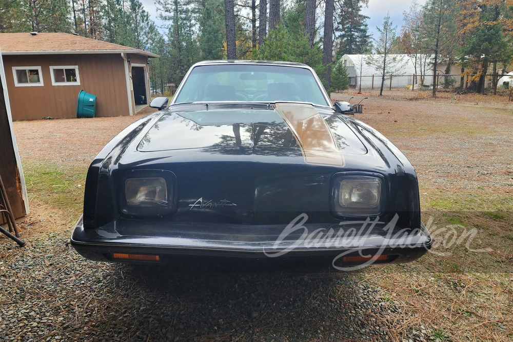 1987 Studebaker Avanti - Image 9 of 11