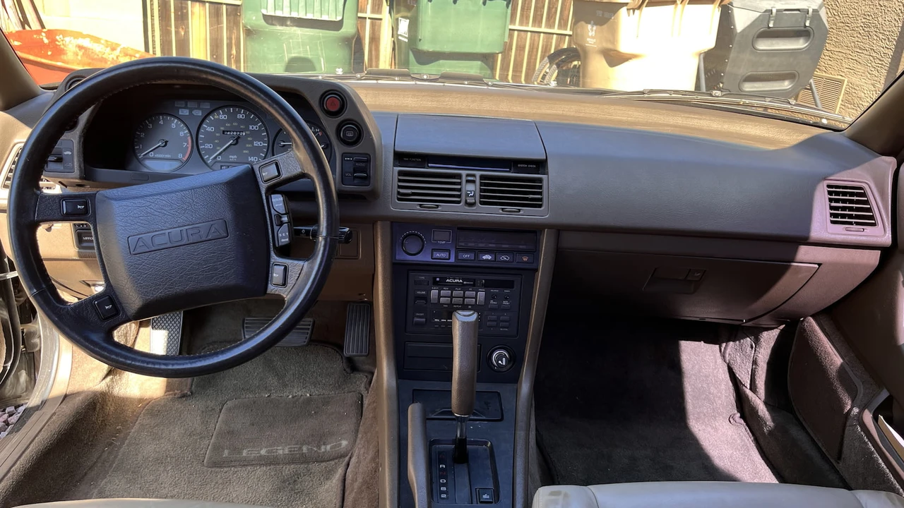 1987 Acura Legend 1st Gen - Image 6 of 11