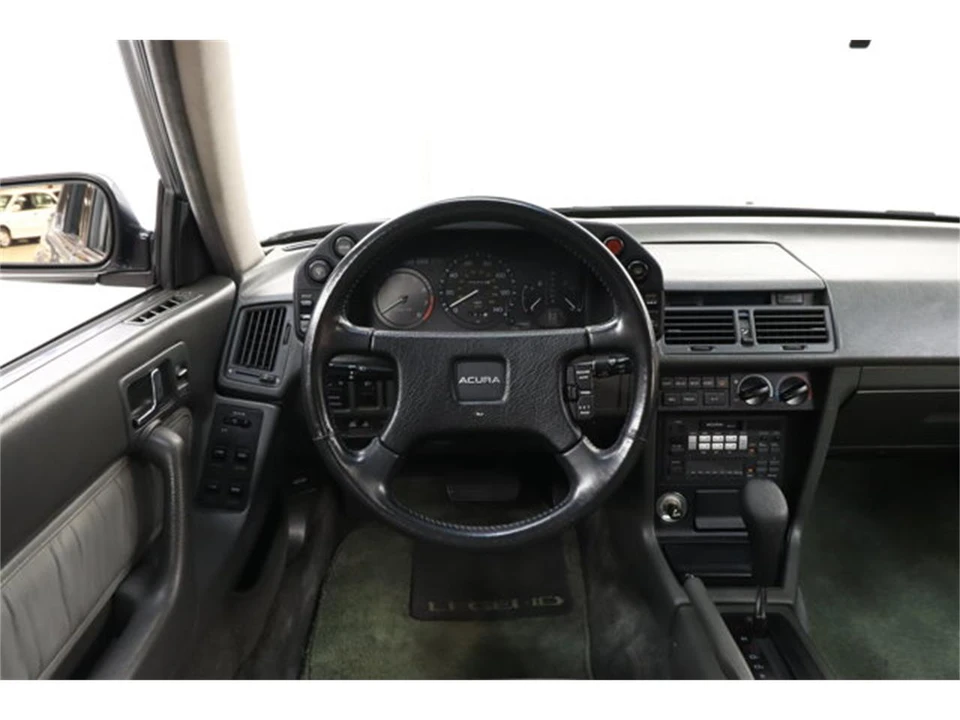 1987 Acura Legend 1st Gen - Image 10 of 31