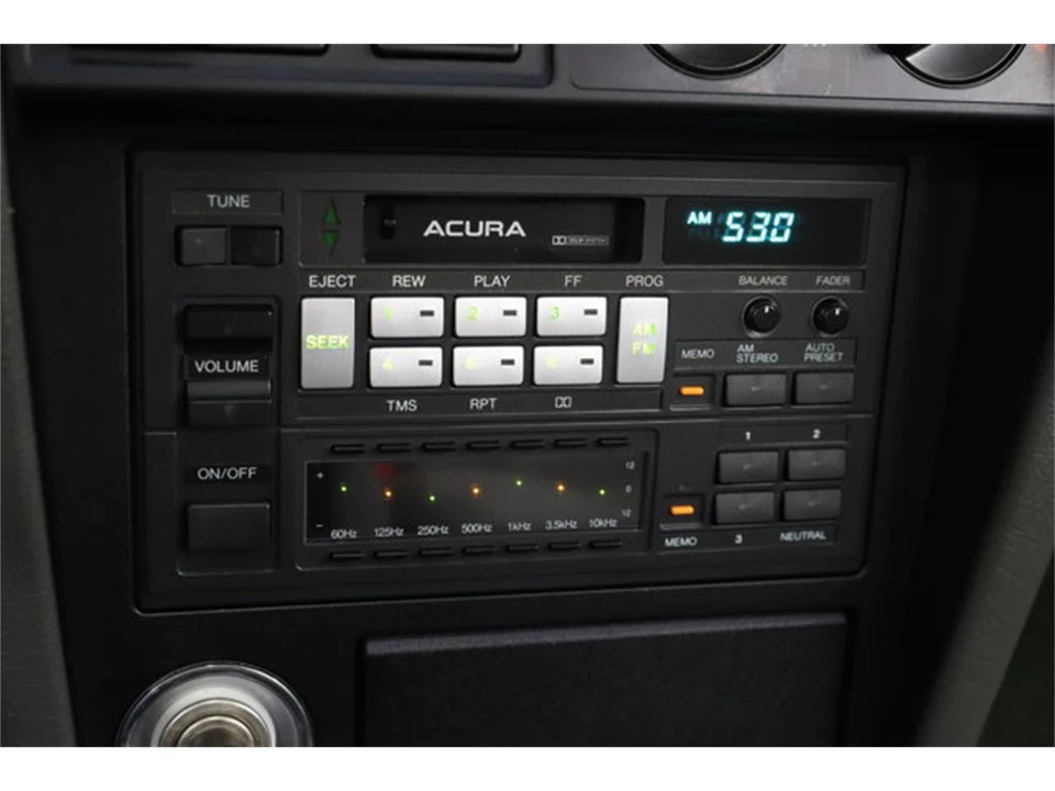 1987 Acura Legend 1st Gen - Image 17 of 31