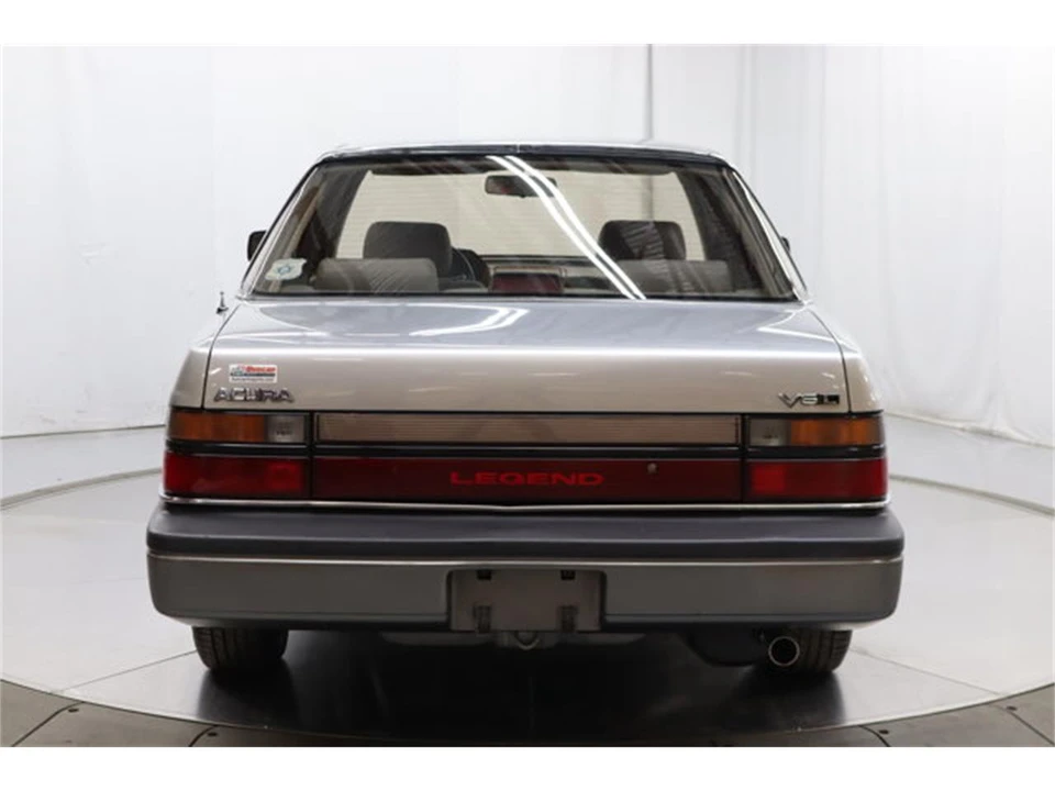 1987 Acura Legend 1st Gen - Image 6 of 31