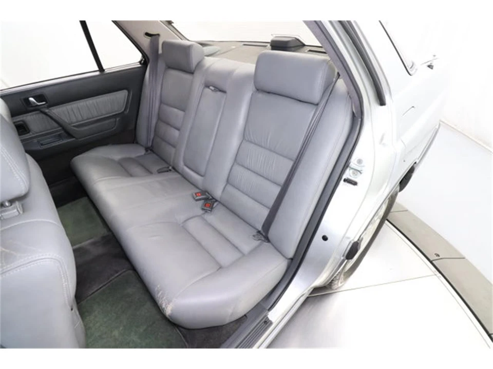 1987 Acura Legend 1st Gen - Image 22 of 31