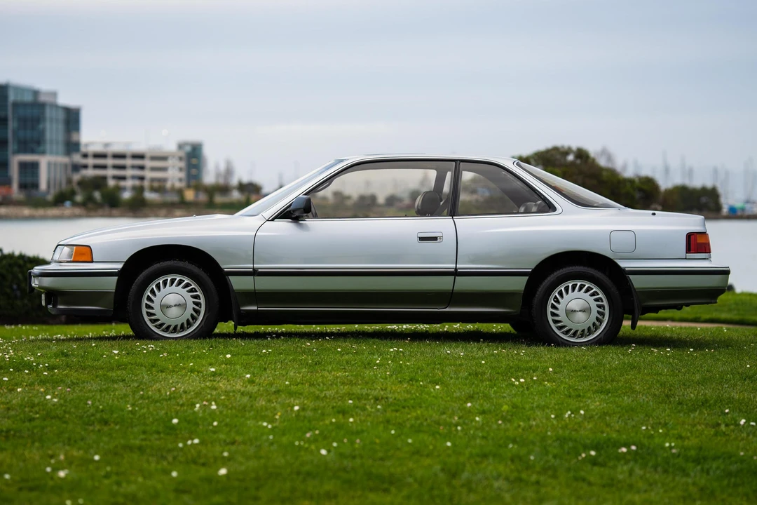1987 Acura Legend 1st Gen - Image 3 of 31