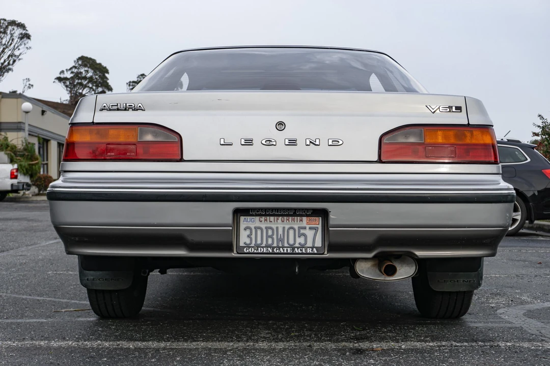 1987 Acura Legend 1st Gen - Image 9 of 31