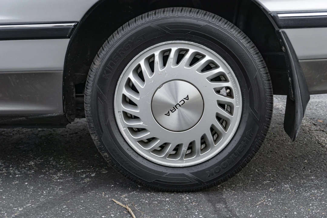 1987 Acura Legend 1st Gen - Image 23 of 31