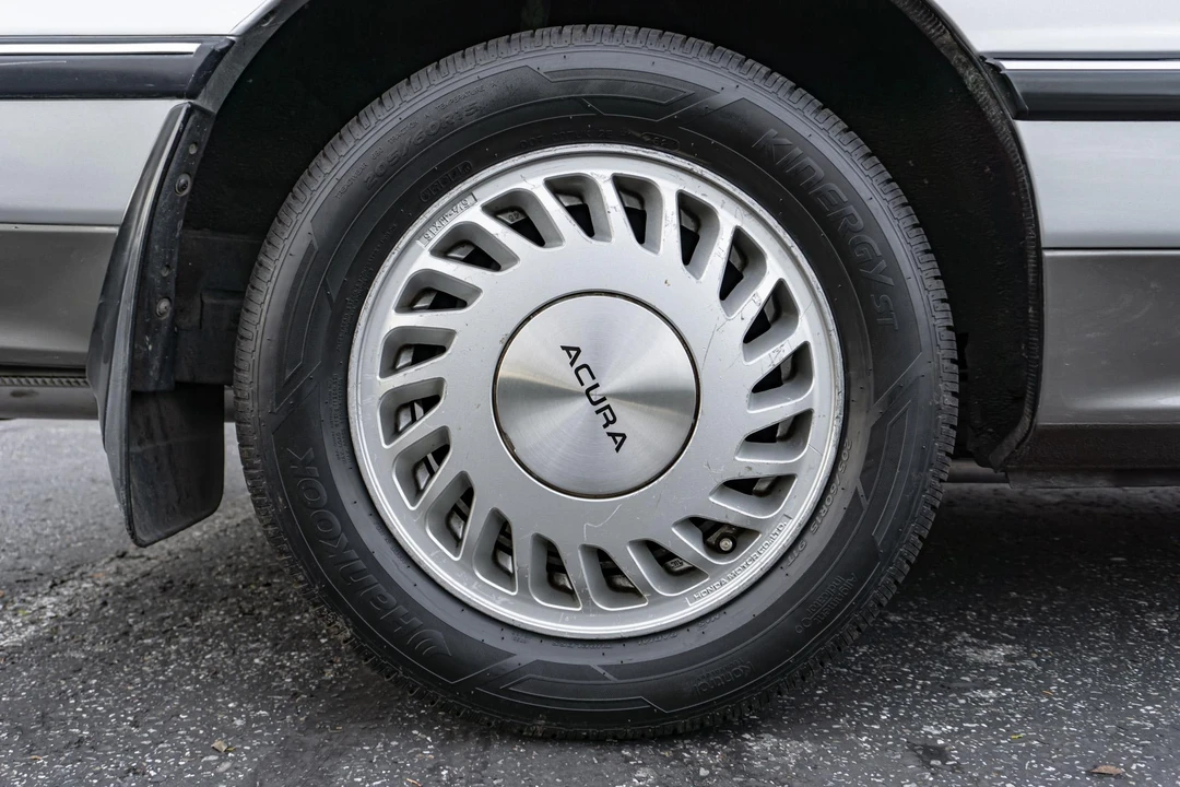 1987 Acura Legend 1st Gen - Image 24 of 31