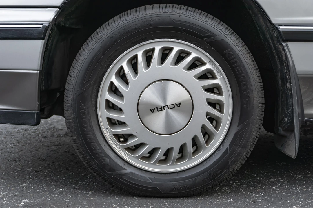1987 Acura Legend 1st Gen - Image 20 of 31