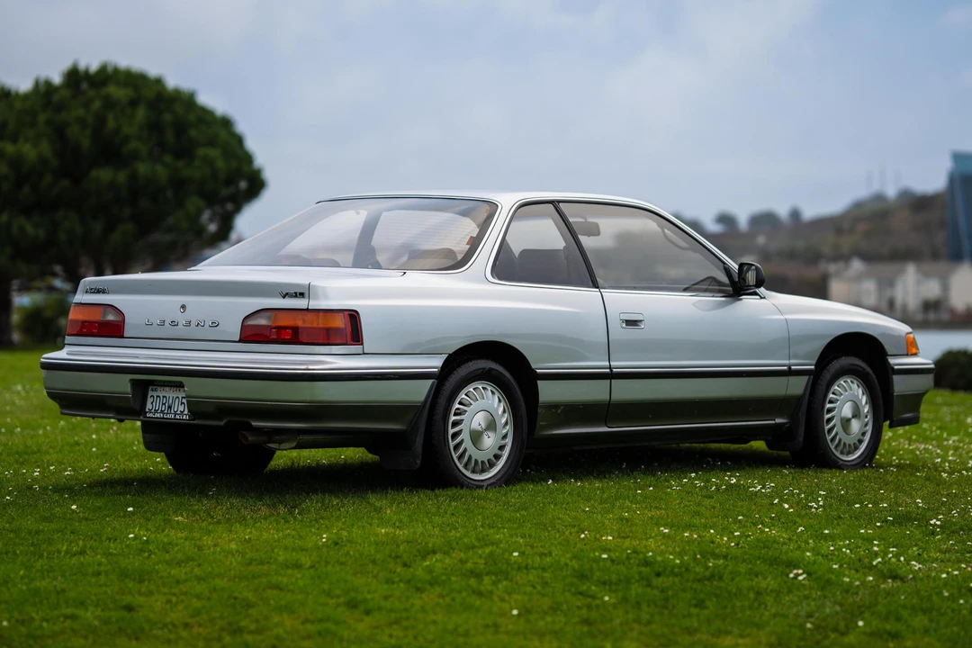 1987 Acura Legend 1st Gen - Image 4 of 31