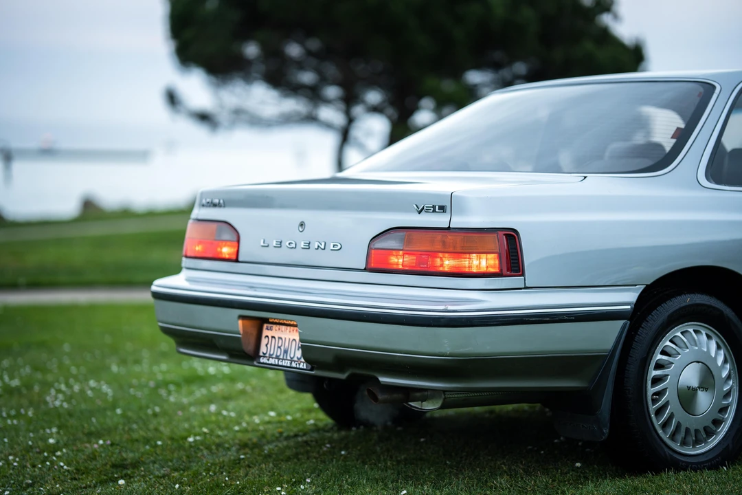 1987 Acura Legend 1st Gen - Image 17 of 31