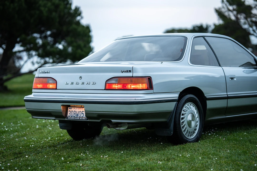 1987 Acura Legend 1st Gen - Image 19 of 31