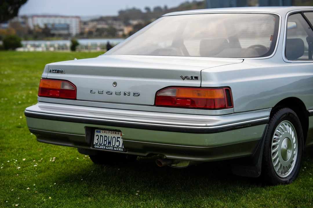 1987 Acura Legend 1st Gen - Image 16 of 31