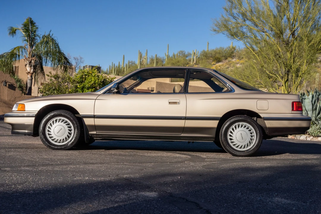 1987 Acura Legend 1st Gen - Image 8 of 31