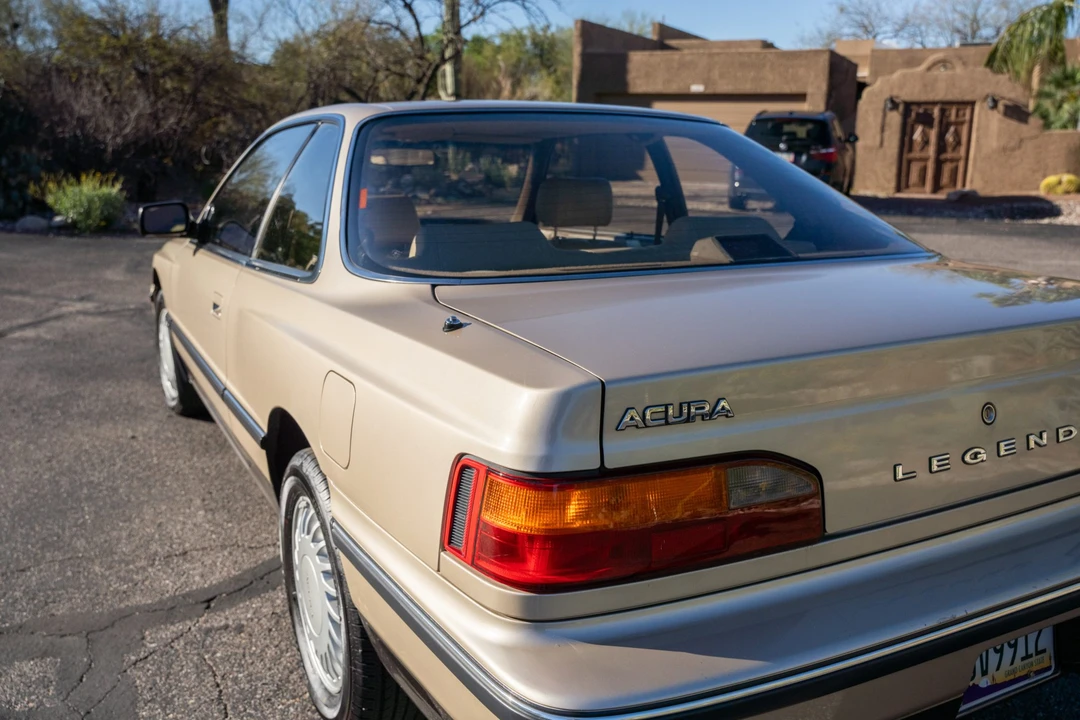 1987 Acura Legend 1st Gen - Image 24 of 31