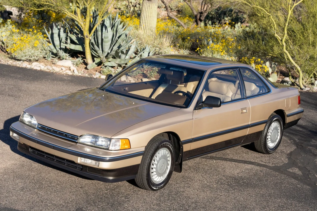 1987 Acura Legend 1st Gen - Image 2 of 31