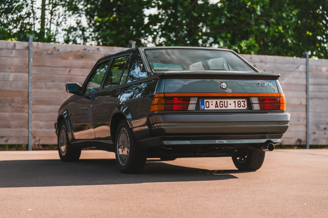 1987 Alfa Romeo 75/Milano - Image 7 of 31
