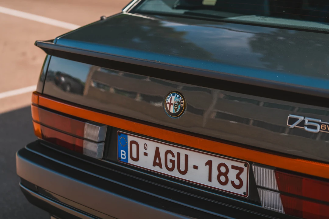 1987 Alfa Romeo 75/Milano - Image 23 of 31