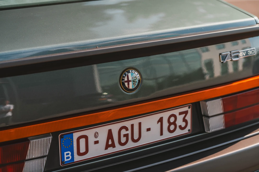 1987 Alfa Romeo 75/Milano - Image 26 of 31
