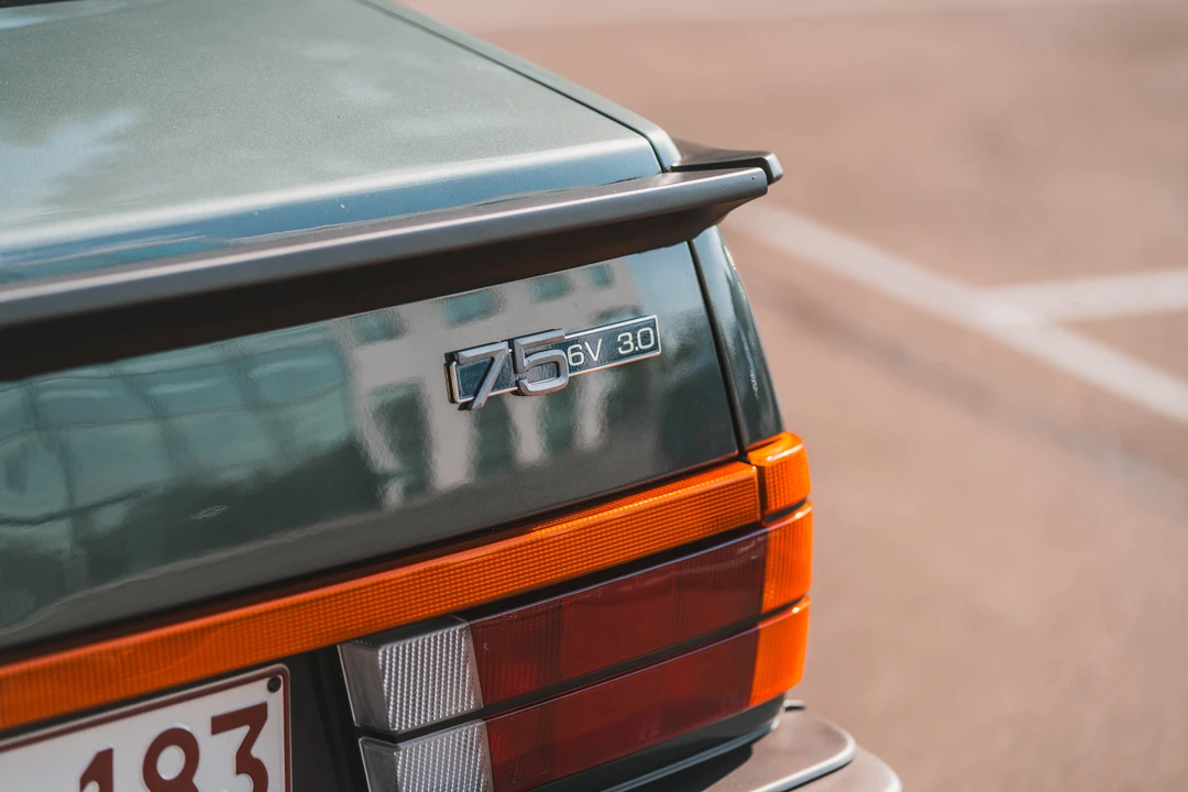 1987 Alfa Romeo 75/Milano - Image 27 of 31