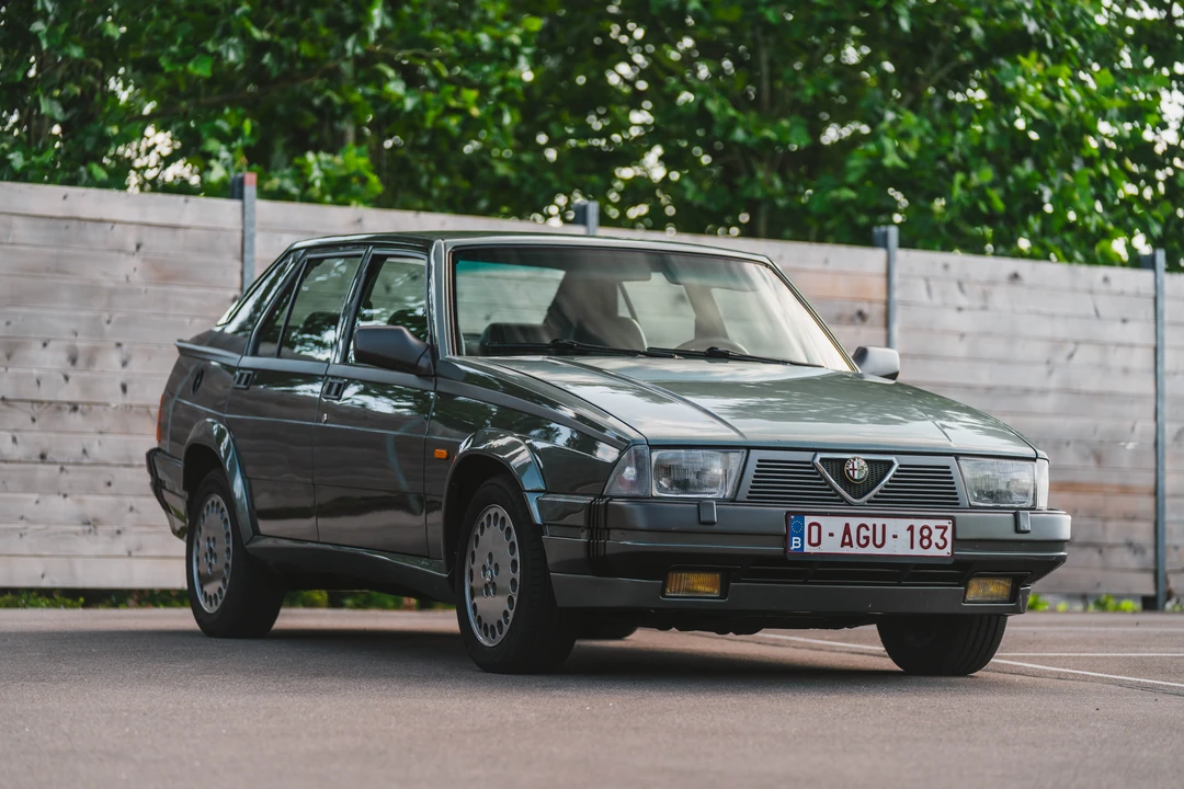 1987 Alfa Romeo 75/Milano - Image 3 of 31