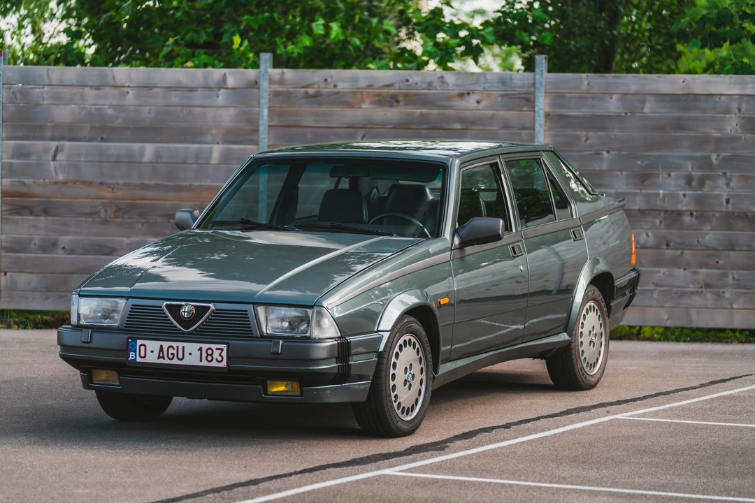 1987 Alfa Romeo 75/Milano - Image 9 of 31