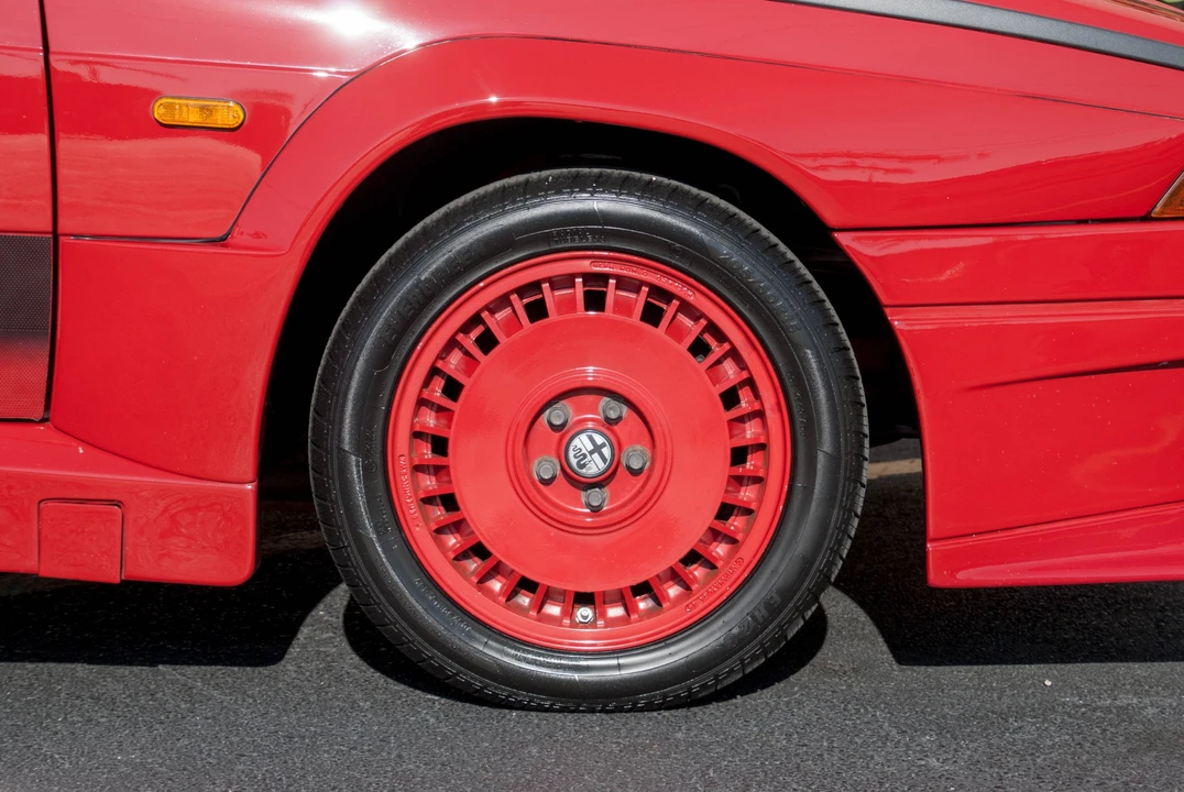 1987 Alfa Romeo 75/Milano - Image 22 of 31