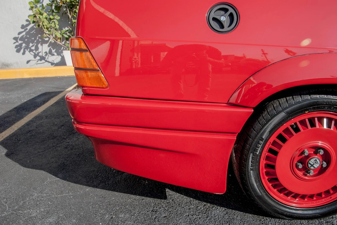 1987 Alfa Romeo 75/Milano - Image 30 of 31