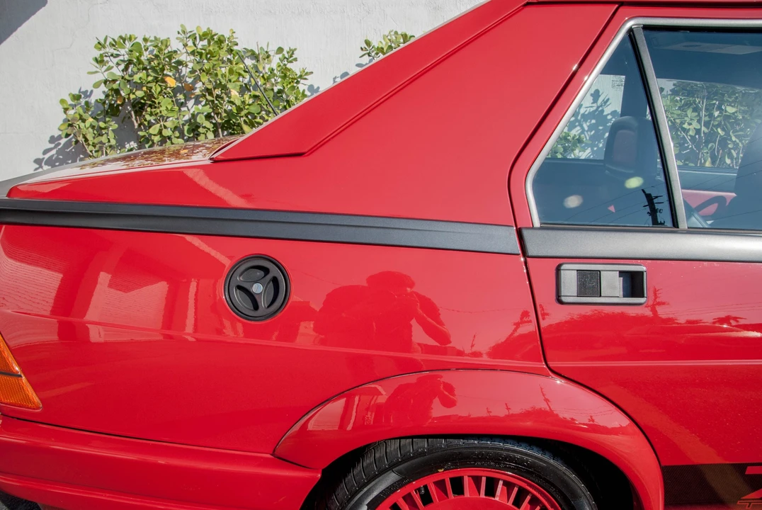 1987 Alfa Romeo 75/Milano - Image 31 of 31