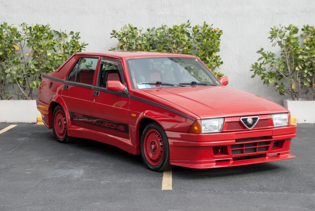 1987 Alfa Romeo 75/Milano - Image 2 of 31
