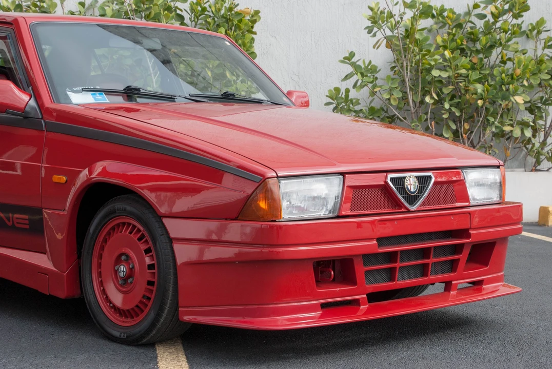 1987 Alfa Romeo 75/Milano - Image 17 of 31