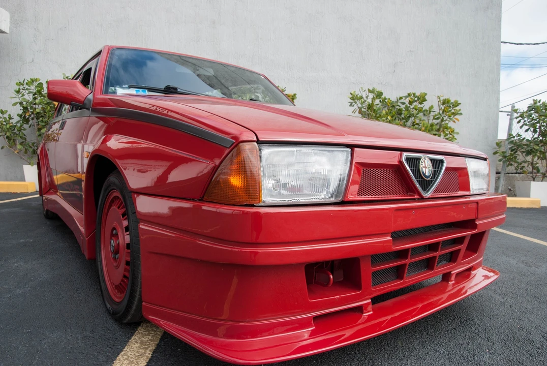 1987 Alfa Romeo 75/Milano - Image 15 of 31