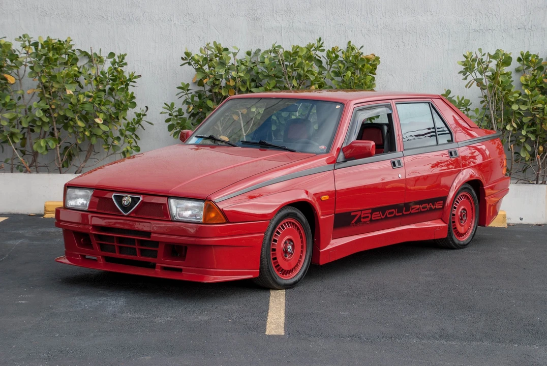 1987 Alfa Romeo 75/Milano - Image 12 of 31