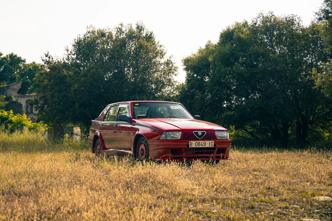 1987 Alfa Romeo 75/Milano - Image 9 of 31