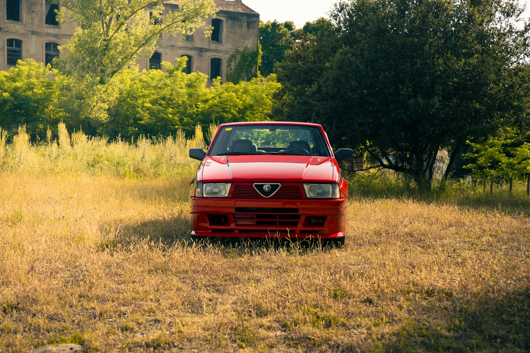 1987 Alfa Romeo 75/Milano - Image 2 of 31