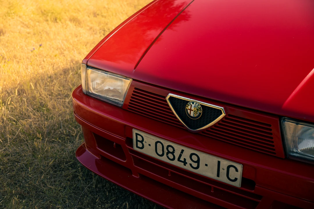 1987 Alfa Romeo 75/Milano - Image 13 of 31
