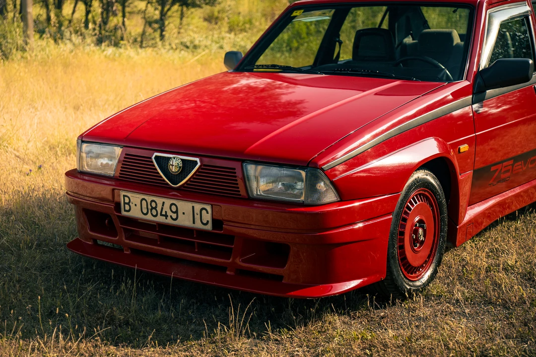1987 Alfa Romeo 75/Milano - Image 15 of 31