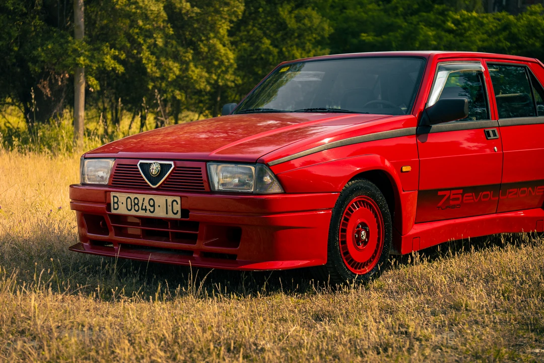 1987 Alfa Romeo 75/Milano - Image 16 of 31